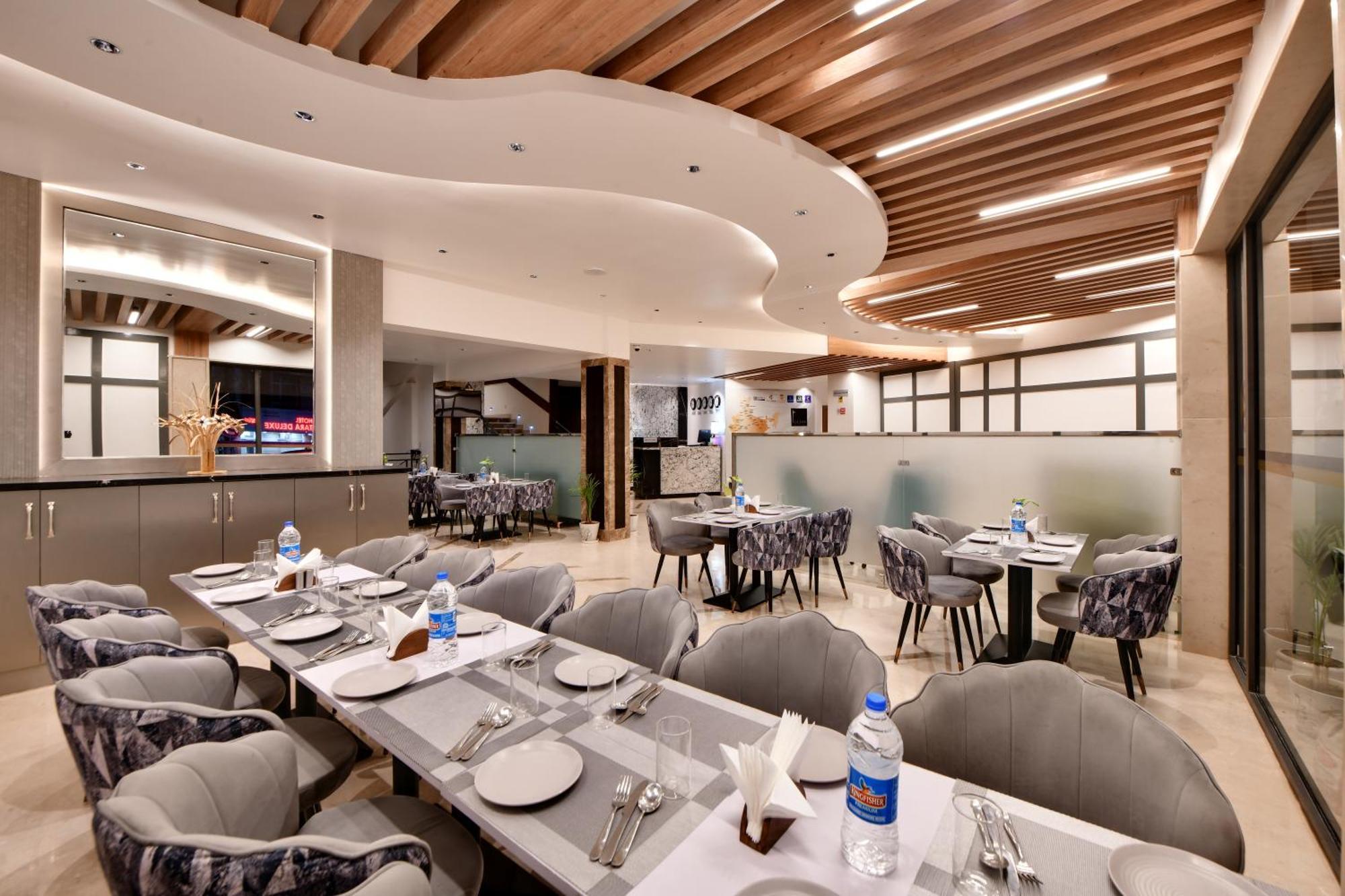 Click Sunburry Hotel Katra Катра Екстериор снимка